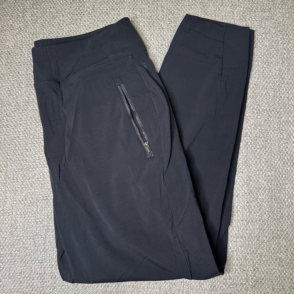 Athleta Trekkie North Joggers